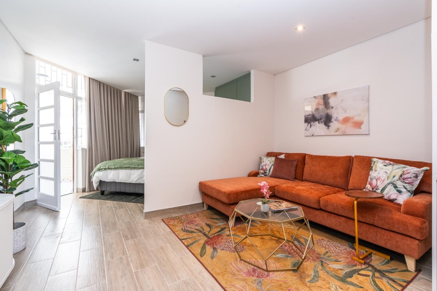 To Let 1 Bedroom Property for Rent in Sea Point Western Cape
